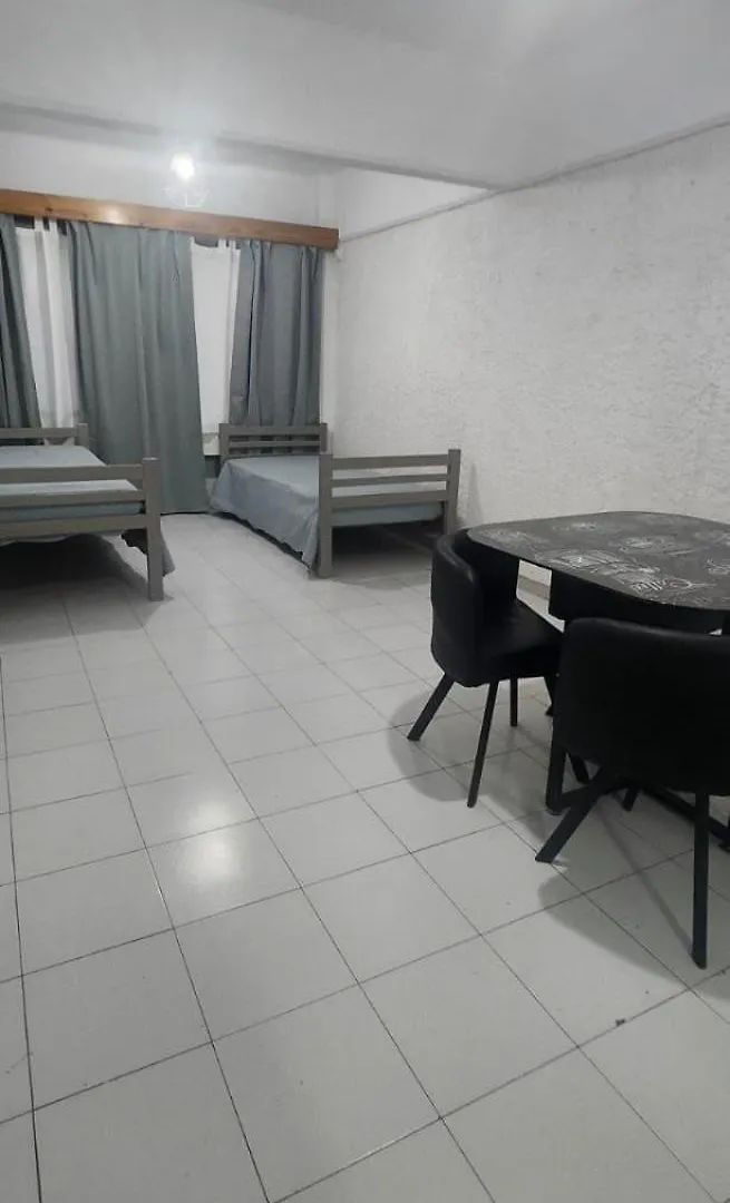 Greta Apartment Lll ميندوزا